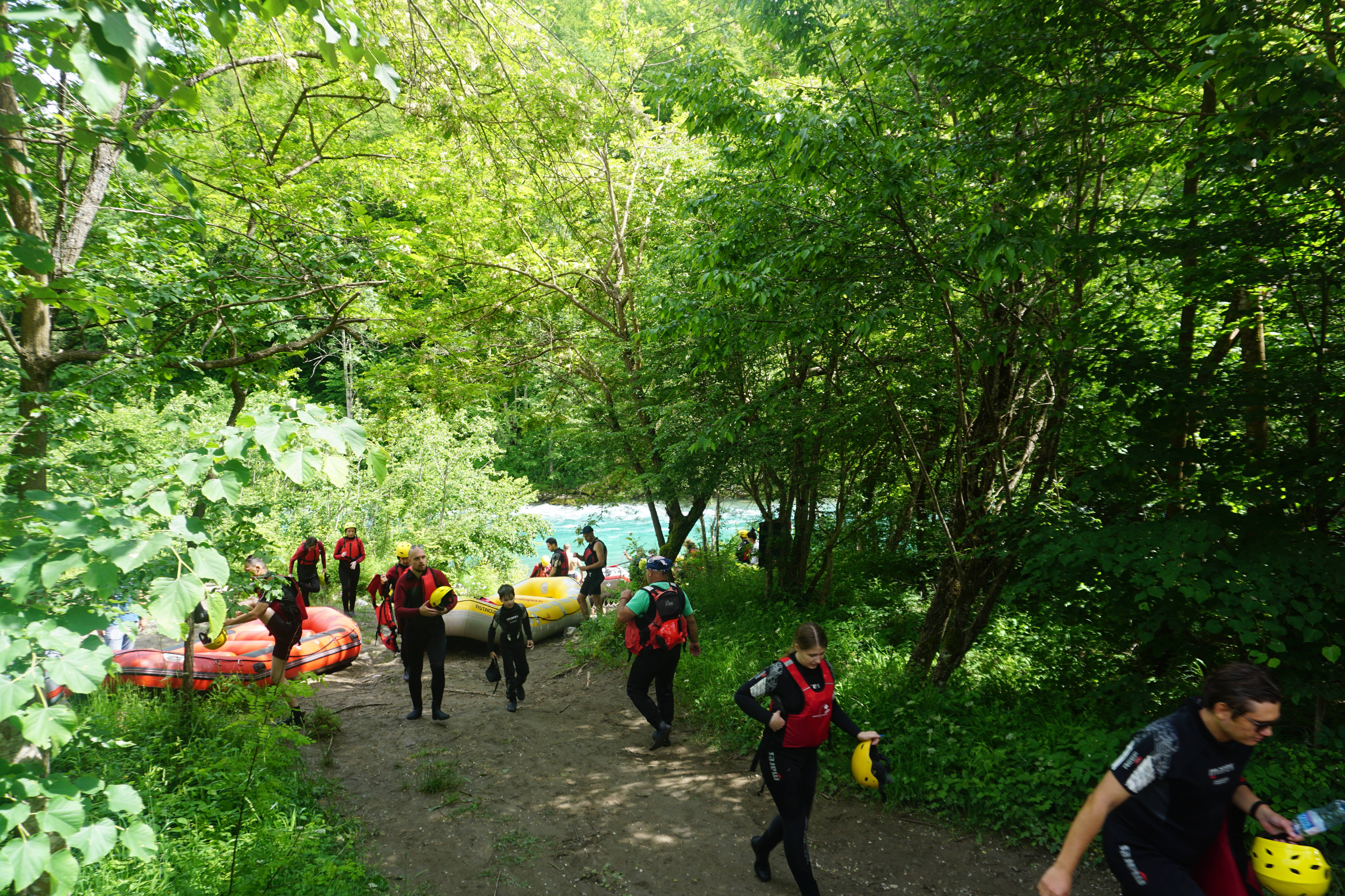 How to Plan a Tara Rafting Day
